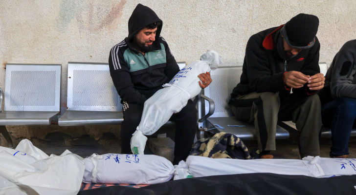الصحة بغزة: 23#44;968 شهيدا و60#44;582 مصابا في القطاع منذ بدء العدوان