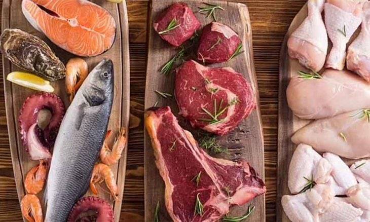 دراسة صادمة: 90 في المئة من طعامنا يتضمن مواد مسرطنة