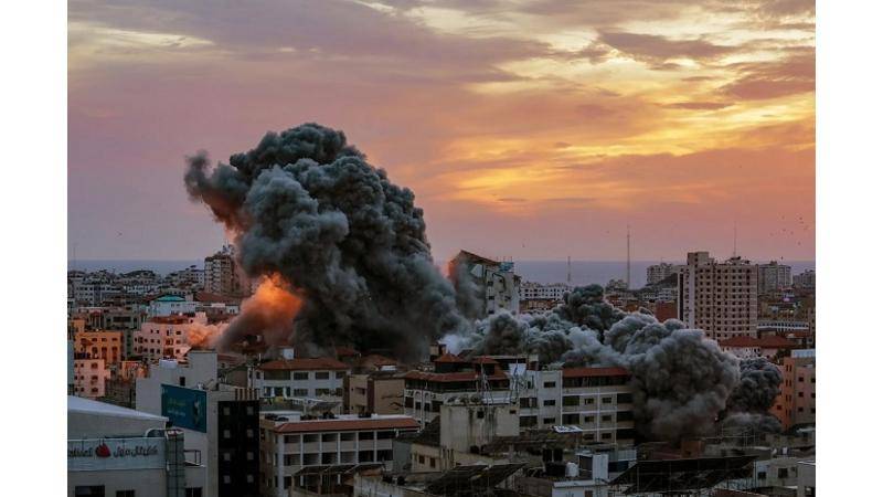 أكثر من 25 ألف شهيد في غزة واحتجاجات تجتاح تل أبيب امام منزل نتنياهو