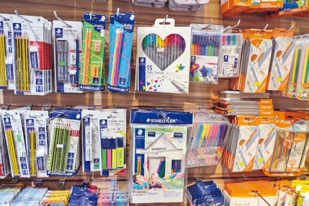 «نقابة المكتبات»: إقبال ضعيف على شراء القرطاسية محليا