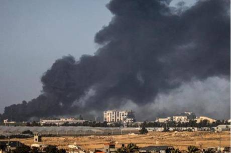 الاحتلال ينسف مربعا سكنيا جنوب غزة