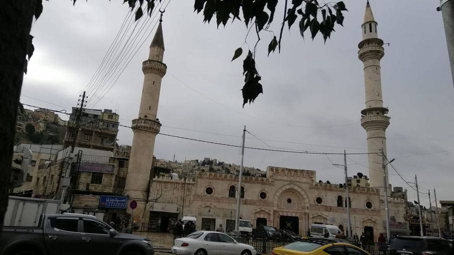 أمطار متفرقة وتحذيرات من تشكل الضباب والسيول... حالة الطقس اليوم الجمعة