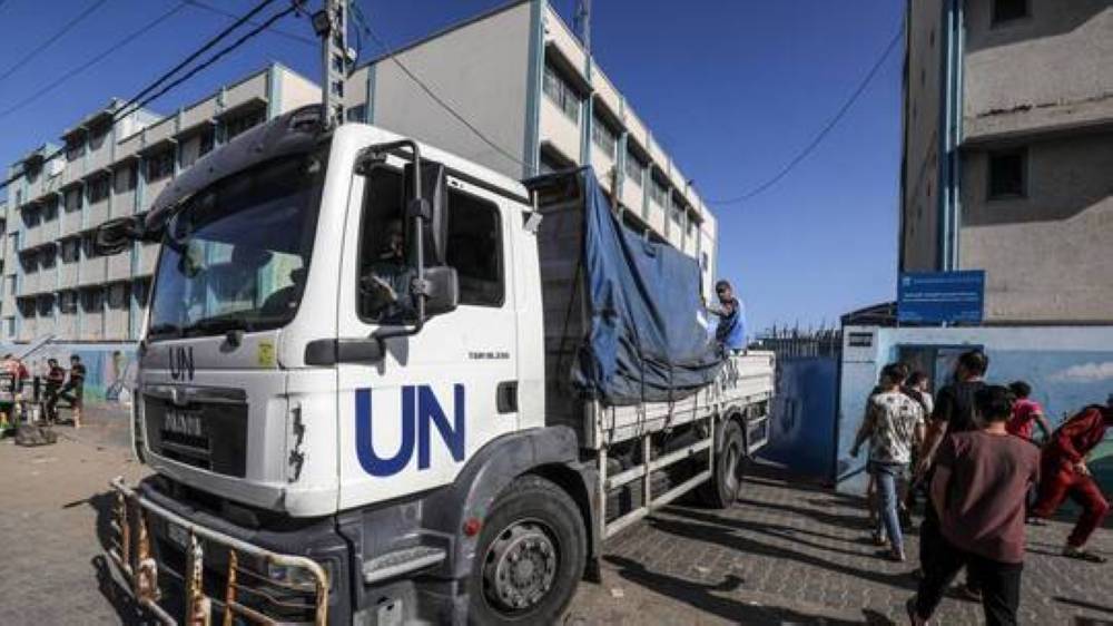 بعد الولايات المتحدة.. كندا تعلق تمويل الأونروا