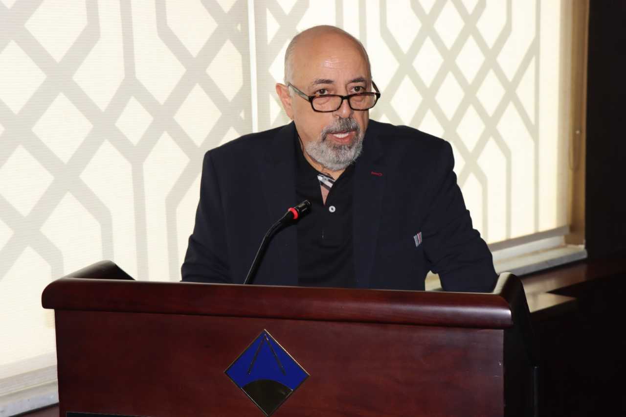 رئيس مجلس إدارة جمعية المستثمرين في قطاع الإسكان يدعو لإطلاق برامج تمويلية لقطاع الاسكان مدعومة حكوميا