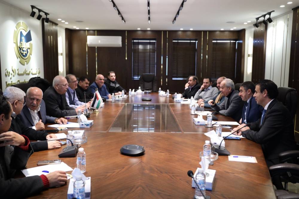 الجغبير: دعم الصناعة الوطنية يزيد فرص العمل المتاحة للمهندسين في المصانع