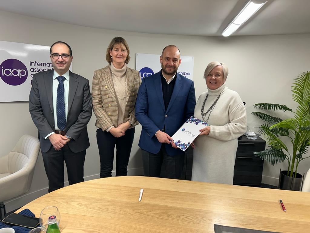 مذكرة تعاون بين صناعة عمان وتجارة وصناعة لندن