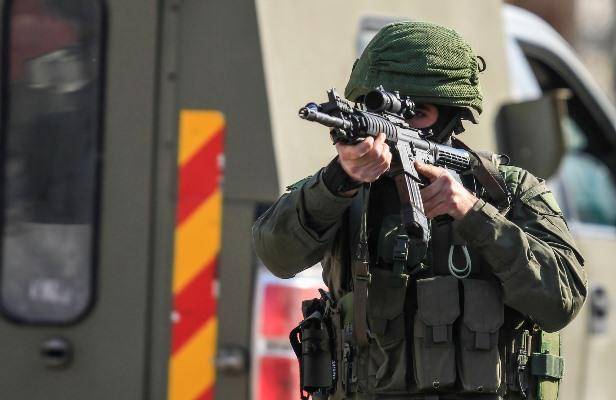 استشهاد فلسطيني حاول الاستيلاء على سلاح شرطي في بئر السبع