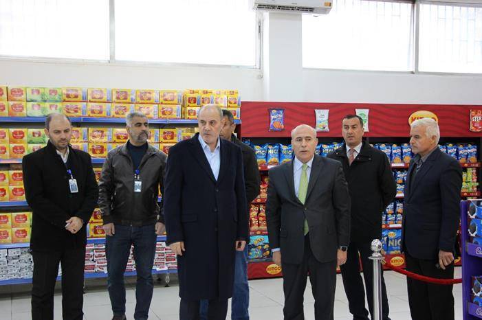 توجيه من وزير الصناعة والتجارة بشأن المواد والسلع الرمضانية