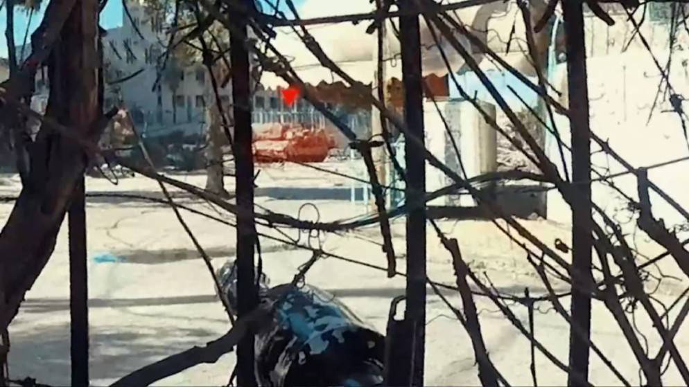 فيديو... مجاهدو كتائب القسام يلتحمون مع آليات الاحتلال ويدمرون 6 دبابات