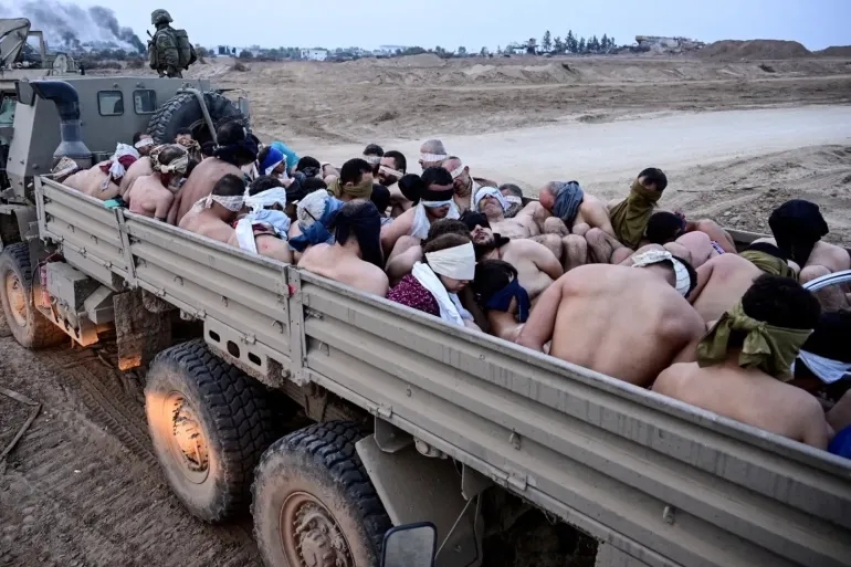 شهادات مروعة عن تعذيب وحشي وأفعال تمس الكرامة الإنسانية بمعتقلي غزة لدى إسرائيل