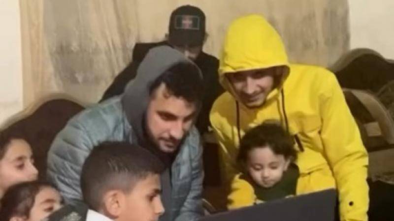 فرحة رغم ويلات الحرب!. عائلة من غزة تحتفل بتأهل المنتخب الأردني لنهائي كأس آسيا