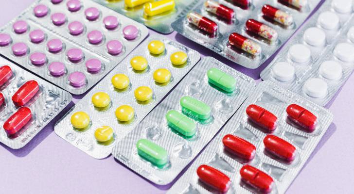 الغذاء والدواء تصدر قائمة بأسماء الأدوية غير المتوفرة في الأردن