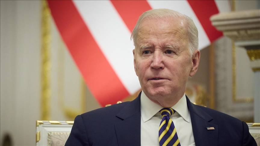 وول ستريت جورنال: الأمريكيون لم يعودوا يعتبرون بايدن رئيسا لهم