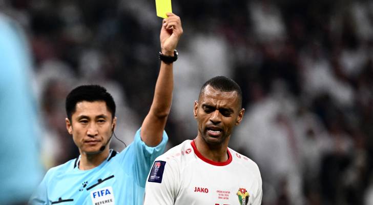 انتقادات حادة للحكم الصيني لرفضه العودة الى الفار في ضربة جزاء قطر الأولى