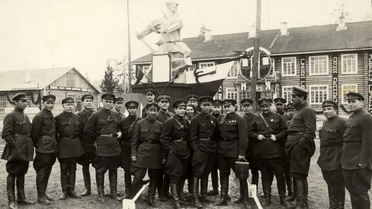 بالثلاثينيات.. تعرف على منصب أعدمت موسكو كل من شغله