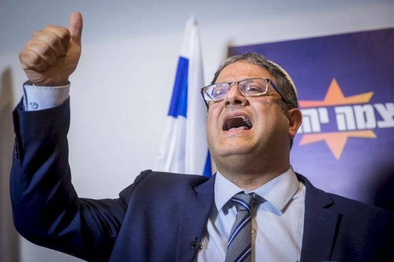 بن غفير يطالب بمنع الفلسطينيين من الصلاة بالأقصى برمضان