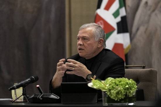 الملك يشدد على ضرورة الوقف الفوري لإطلاق النار في غزة وحماية المدنيين