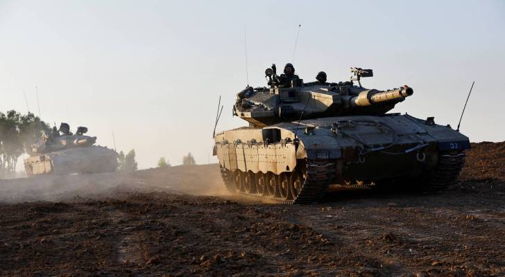 بعد قصف مكثف.. دبابات الاحتلال تقتحم شرقي حي الزيتون بغزة