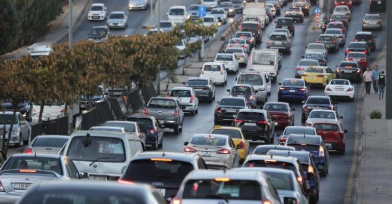 شوارع عمان تختنق بثاني أكسيد الكربون وقانون السير فشل بإنقاذها