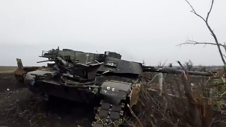 الدفاع الروسية: تحييد 1220 جنديا أوكرانيا وتدمير دبابة أبرامز ونظام IRIST للدفاع الجوي