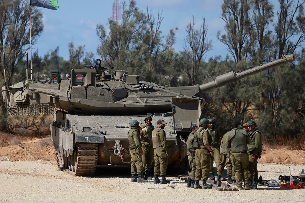 وسائل إعلام عبرية تؤكد: إسرائيل بدأت المناورة البرية في رفح