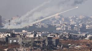 وسائل إعلام إسرائيلية: صفارات الإنذار تدوي في سديروت وفي غلاف غزة
