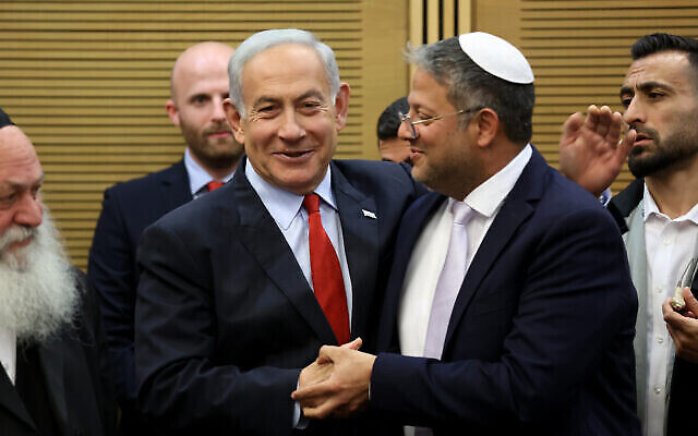 بن غفير يهدد بالاستقالة من حكومة نتنياهو إذا توقفت الحرب ضد حماس ويكشف سبب عدم خدمته في جيش إسرائيل