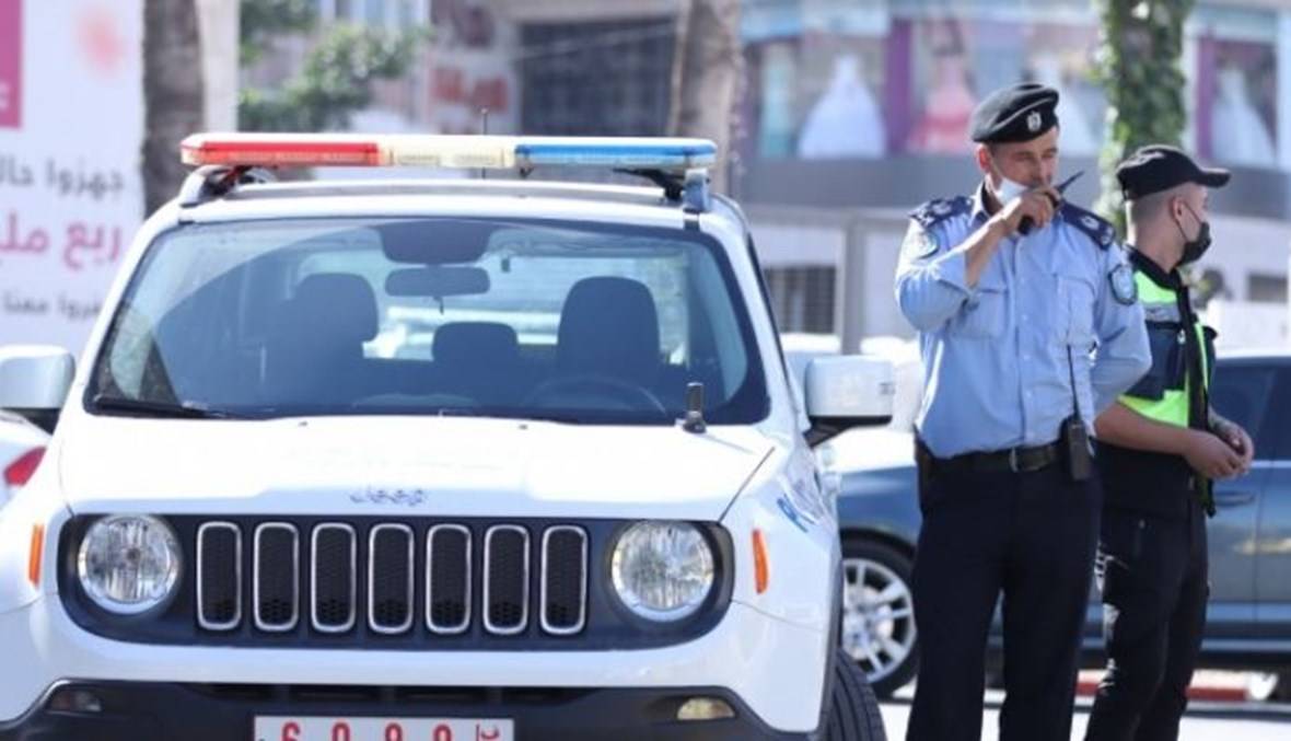 إصابة ثلاثة أفراد من الشرطة بانفجار جسم مشبوه في نابلس