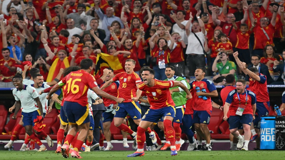 كأس أوروبا: إسبانيا تفوز على فرنسا 21 وتبلغ النهائي