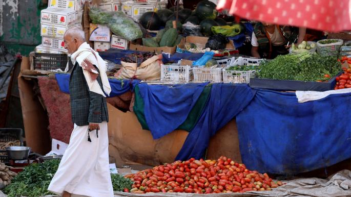 اليمن: الاستيراد من الأردن يخفض أسعار الطماطم