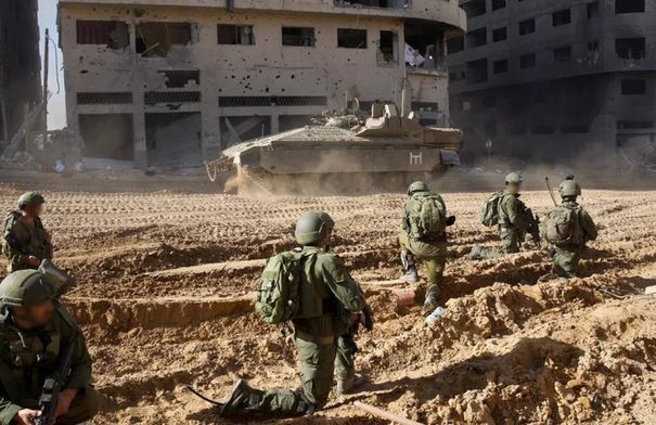 جيش الاحتلال يقتل مستوطنا يعمل لصالحه بالخطأ وسط غزة