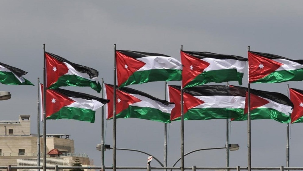 توقيــع 13 اتفاقيــة تفاهــم مــع مطــوري مشــاريع الهيدروجيــن الأخضر