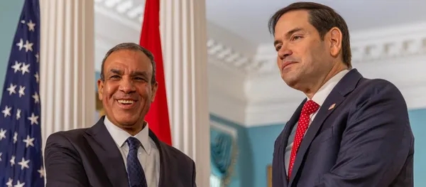 وزير خارجية مصر يلتقي نظيره الأميركي ويؤكد تمسك غزة بالأرض