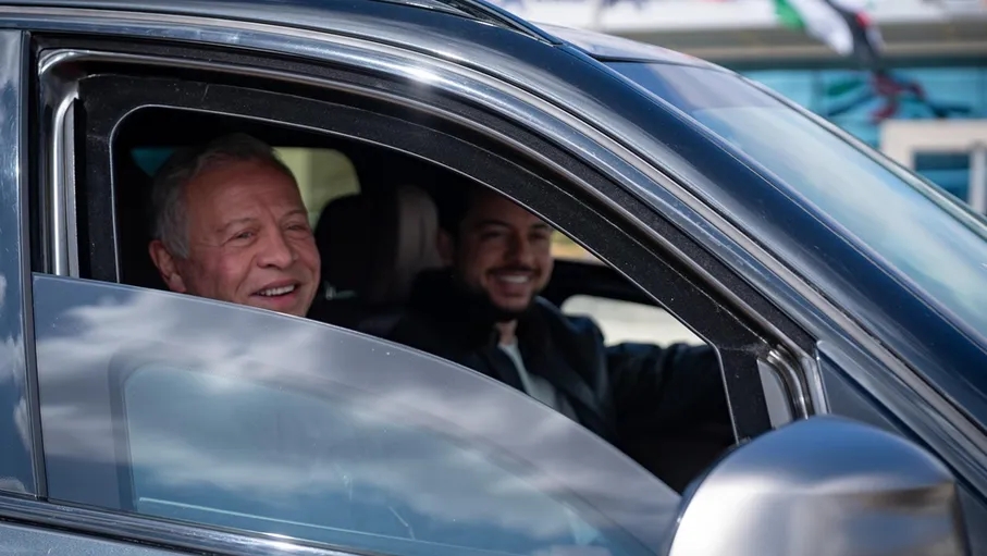 الملك للأردنيين: أشكركم أبناء وبنات شعبي الوفي، أستمد طاقتي وقوتي منكم. مواقفنا ثابتة وراسخة