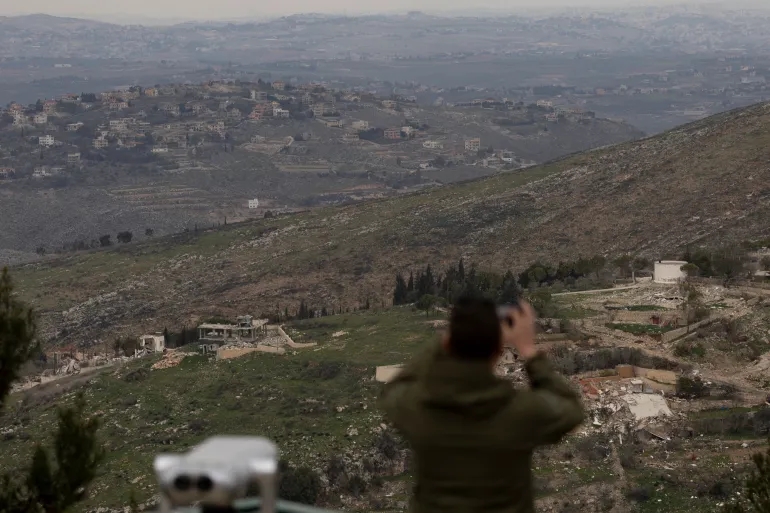 إسرائيل تعلن استهداف شخصية مهمة بمسيرة في جنوب لبنان