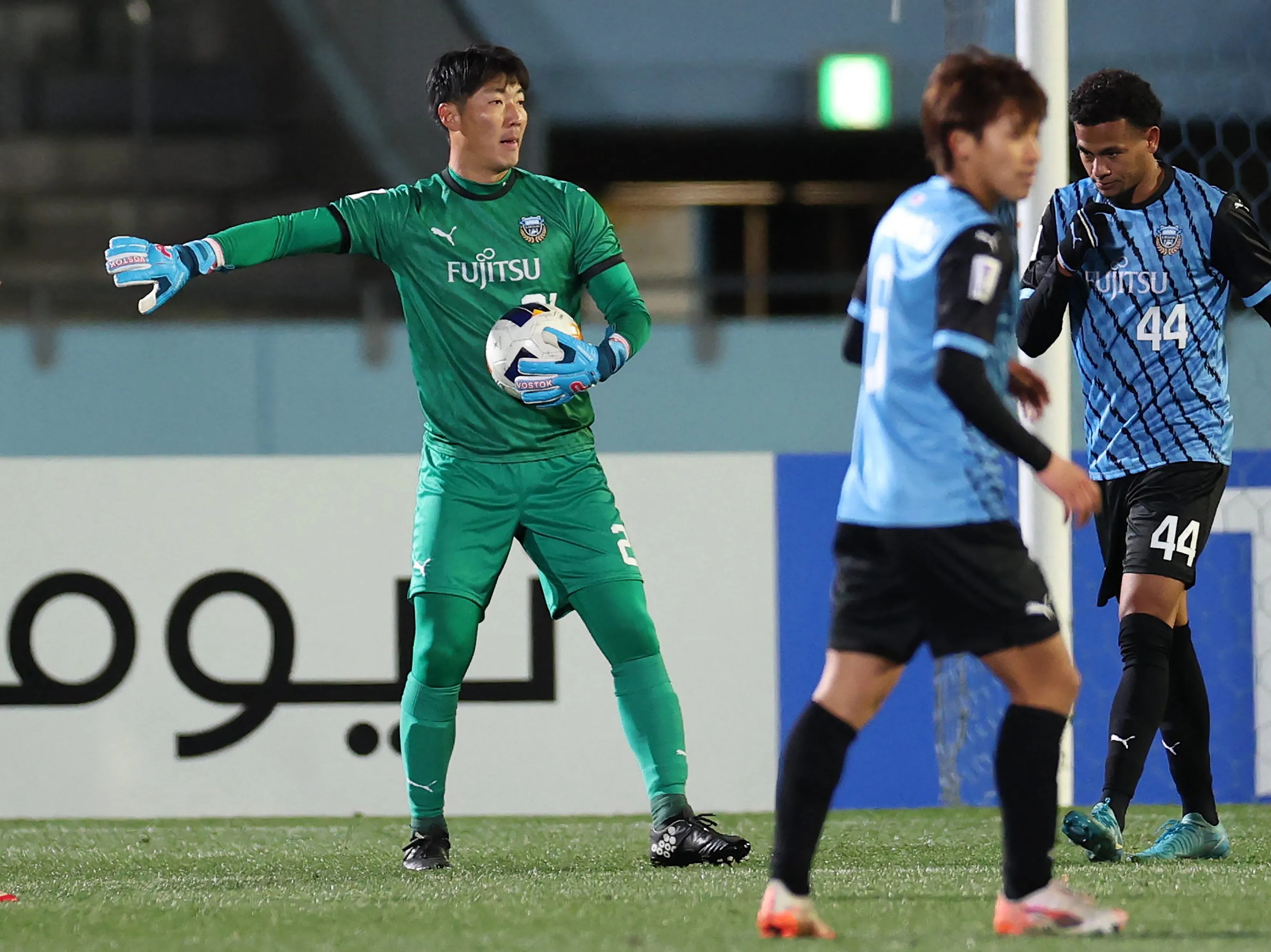 حارس ياباني يلعب مباراته الأولى منذ 9 سنوات قضاها على مقاعد البدلاء