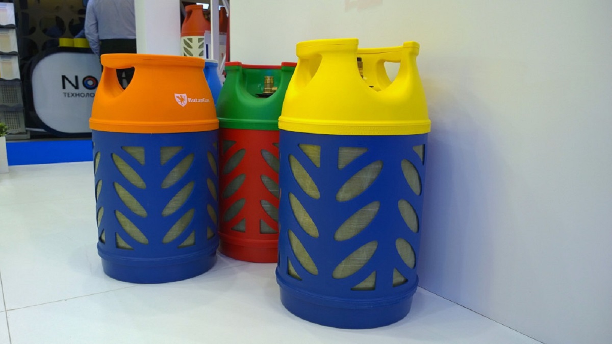 الطاقة النيابية تناقش اليوم اعتماد أسطوانات الغاز البلاستيكية