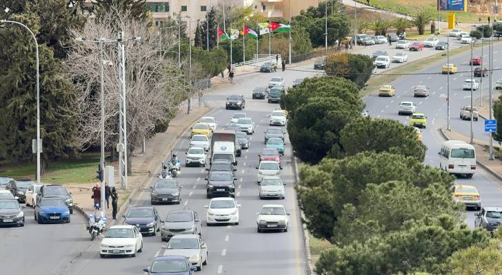 هل تلغي الحكومة قرار تأخير بدء الدوام الرسمي ليوم الثلاثاء