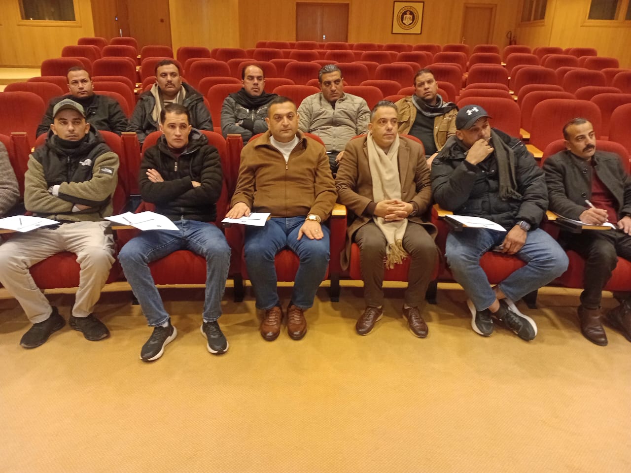 مؤسسات سوق رأس المال تستقبل وفداً من إدارة البحث الجنائي ضمن برنامج تدريبي للتحقيق في الجرائم المالية والمصرفية