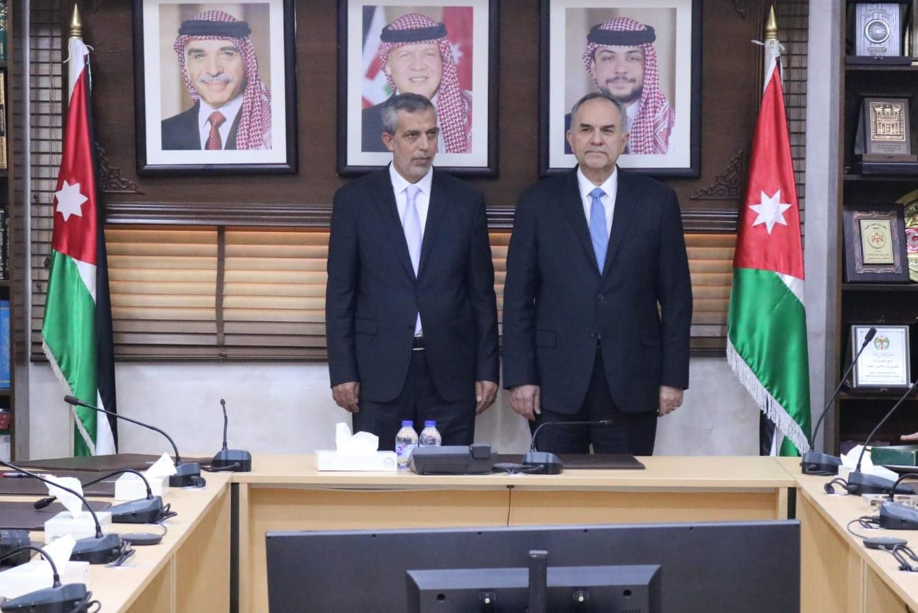 38 محاميا يؤدون اليمين القانونية أمام وزير العدل