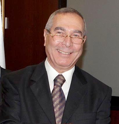 د . علي اشتيان المدادحه يكتب.. اقتصادنا يتطلب أولا تحريك العمليات الاقتصادية بكفاءة استثمارية عالية الإنتاجية