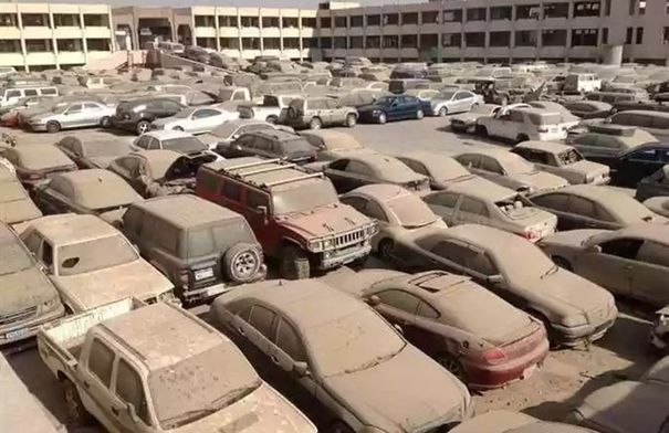 1754 شقة و1338 مركبة معروضة للبيع بالمزاد العلني