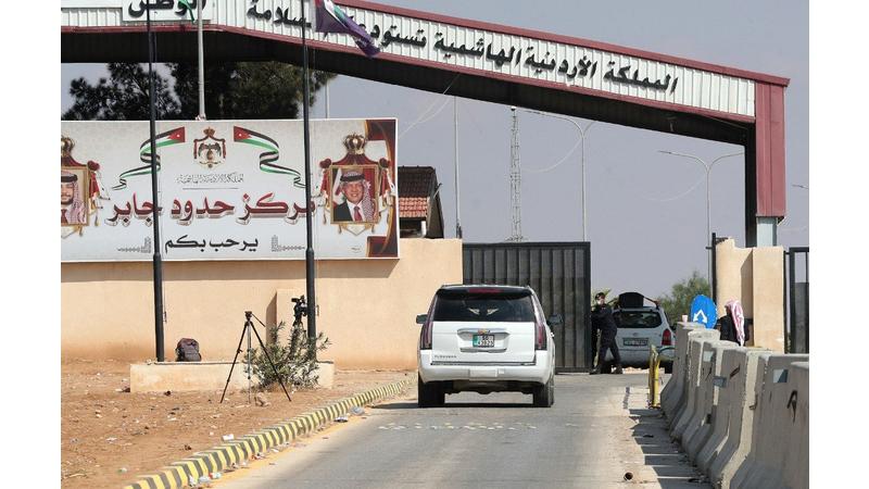 وزير الداخلية يقرر تعديل ساعات دوام مركز حدود جابر