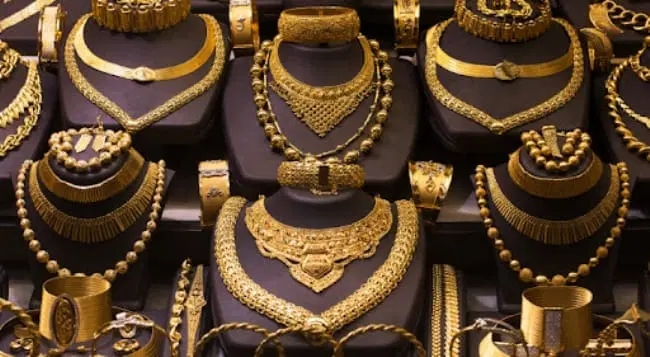 الأردن: الذهب ينخفض 50 قرشا