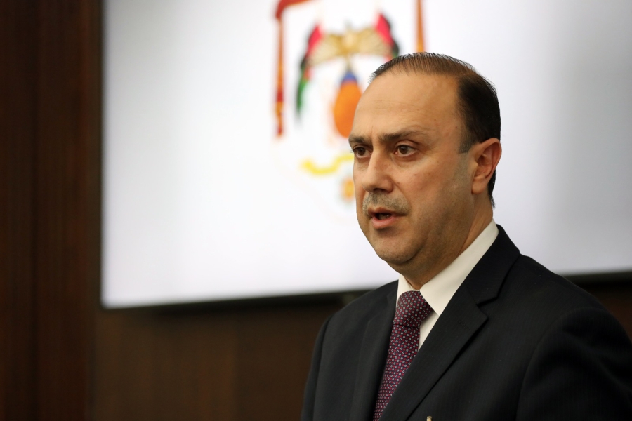 المومني: خطة إعلامية شاملة لمكافحة التدخين