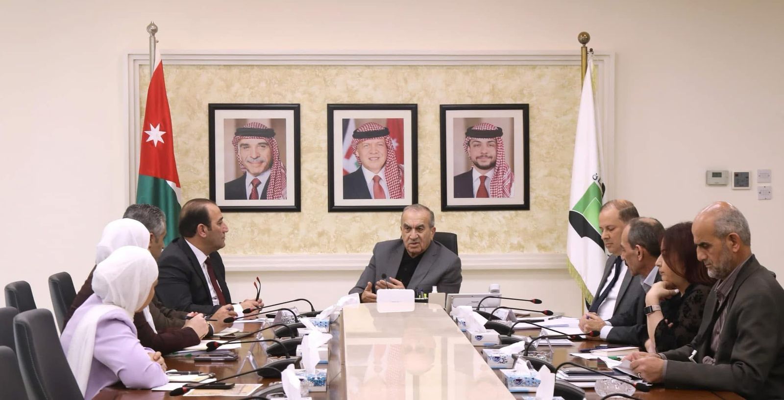 الدويري بعد لقاءه ابو السمن.. صرف مستحقات المقاولين اليوم واعادة النظر في أسس الحسم