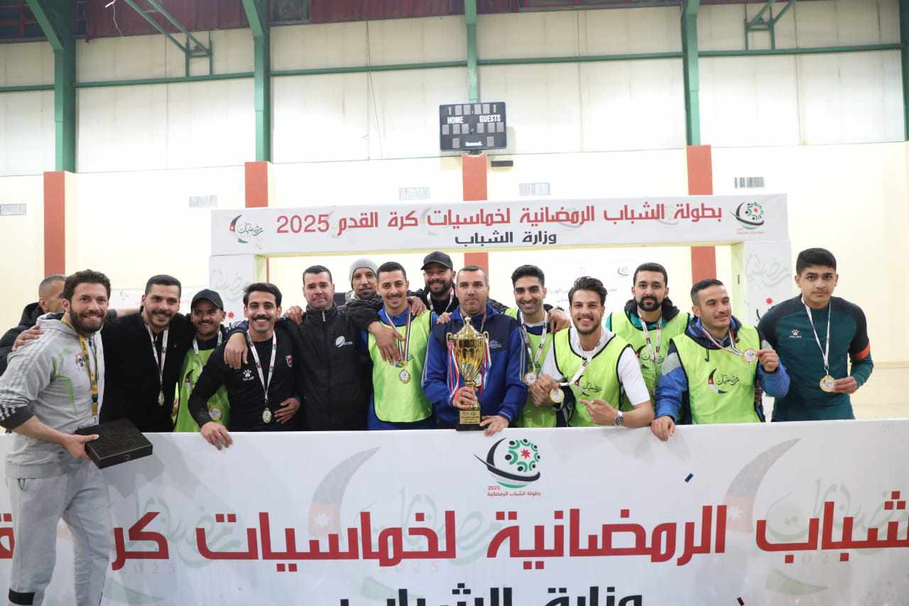 بــ240 فريقا و 2880 لاعبا وإداريا ومدربا ..  وزير الشباب يختتم بطولة الشباب الرمضانية لخماسيات كرة القدم