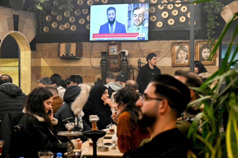 إغلاق حانات ومطاعم في حي مسيحي بدمشق يثير جدلا في سوريا