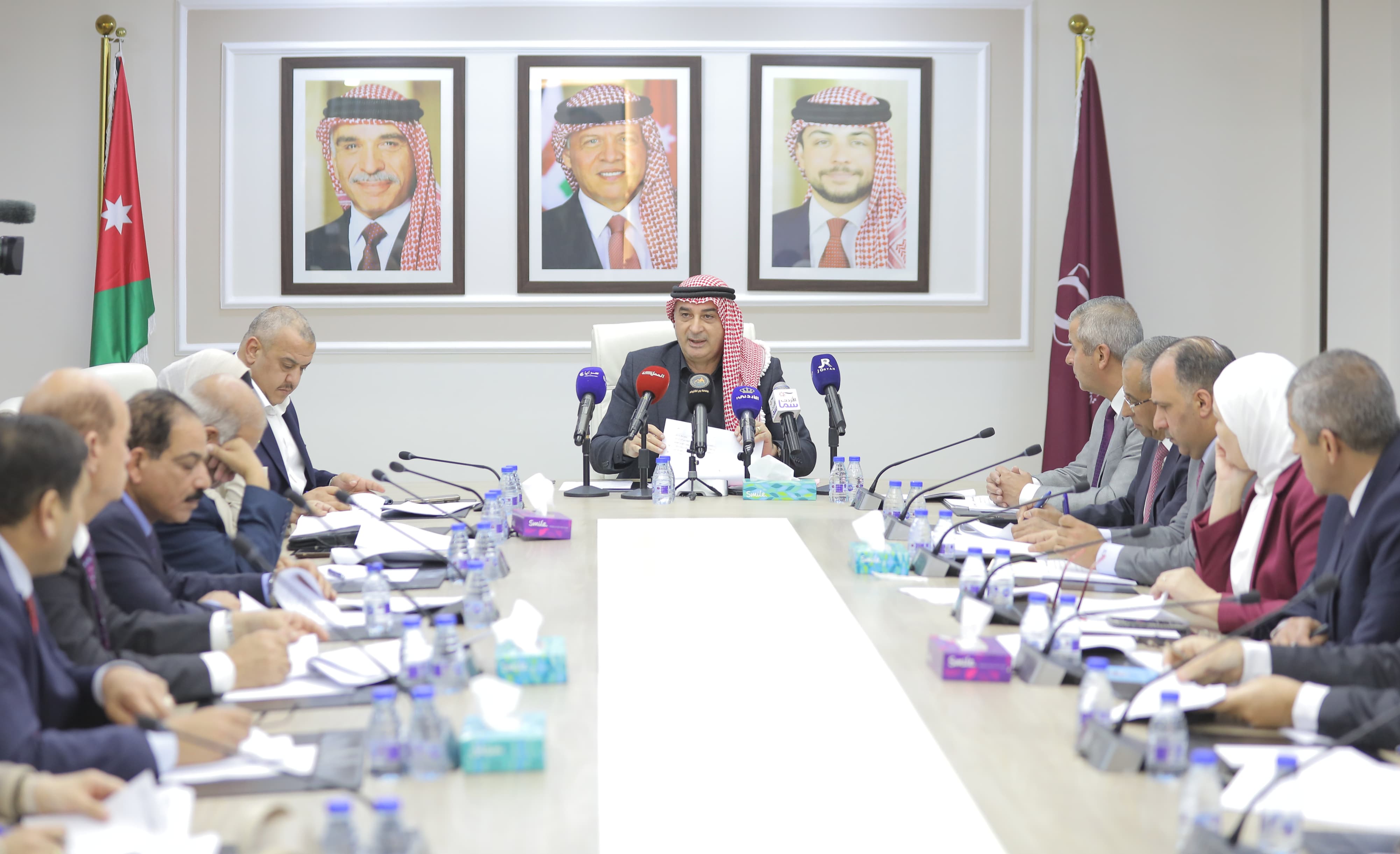 الطاقة النيابية تناقش مشروع قانون الكهرباء