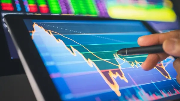 الركود يقرع الأبواب.. والنفط والعملات والأسهم الآسيوية تنهار